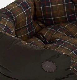BARBOUR Maison*35in Luxury Dog Bed Tartan